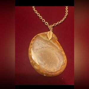 New Gorgeous designer necklace gorgeous in box.